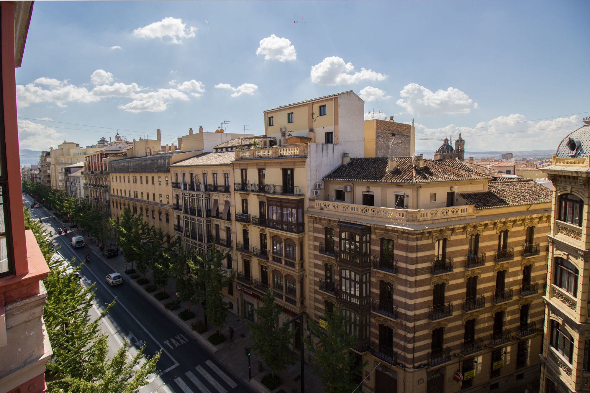 Atenas Granada Hotel Buitenkant foto